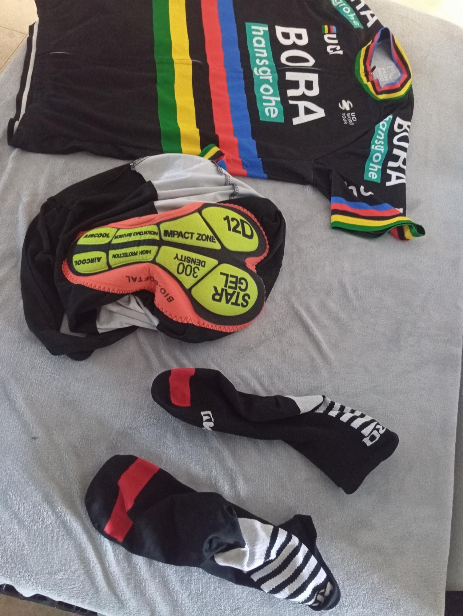 Equipación ciclismo — foto 2