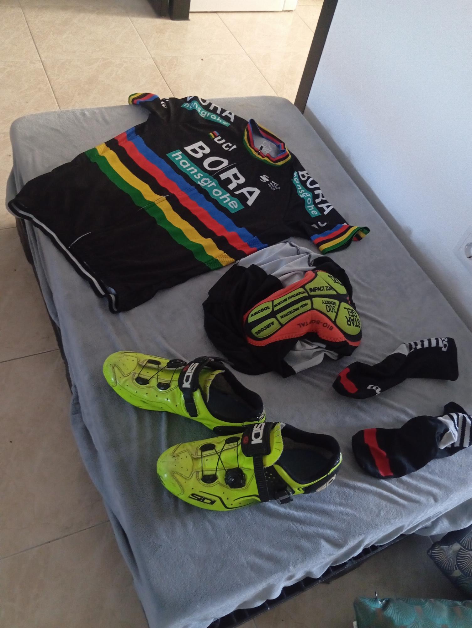 Equipación ciclismo — foto 3