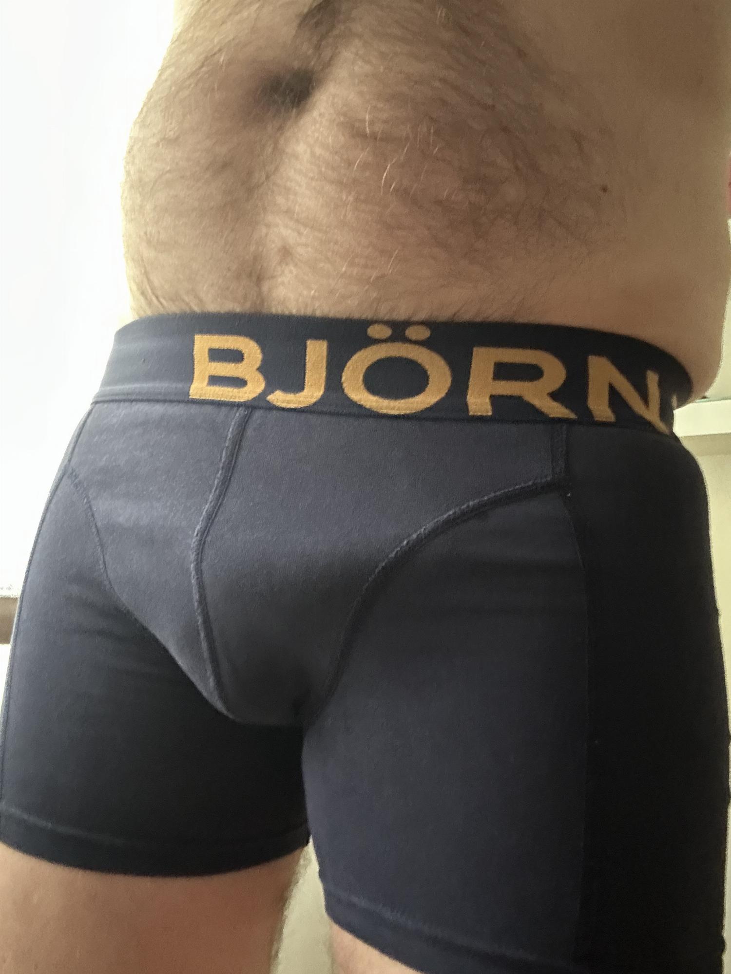 Boxer agarra pakete  — foto 5