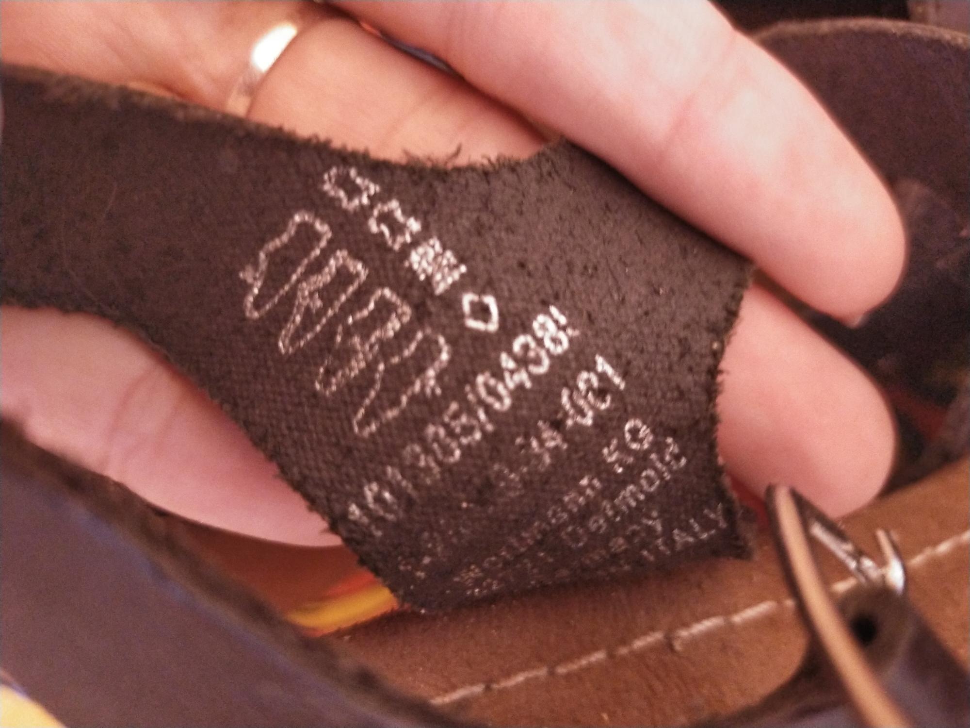 Tacones usados apestosos — foto 10
