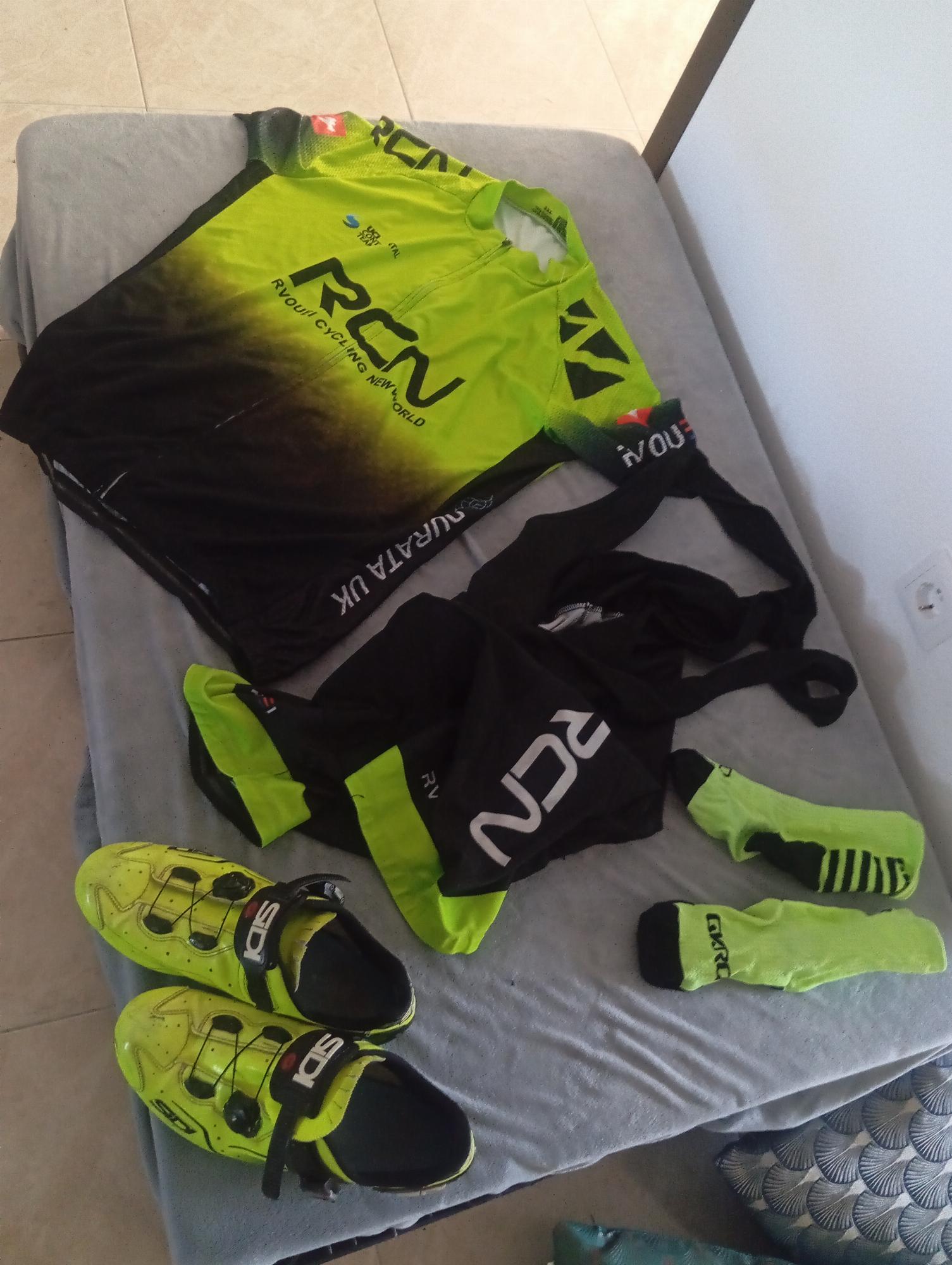 Equipación ciclismo — foto 1