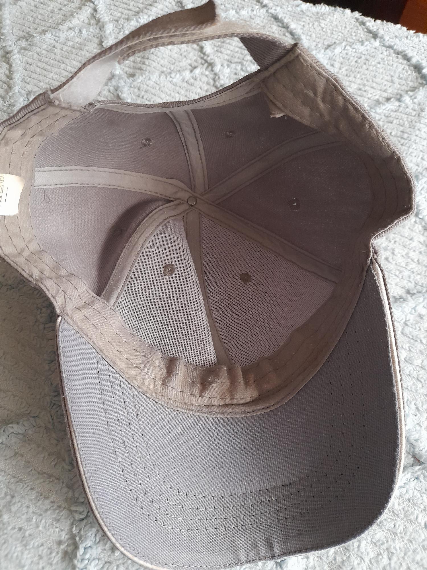 Gorra con caspa — foto 5