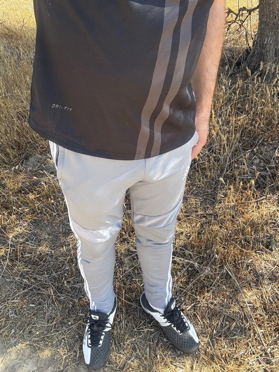 pantalon adidas 🥵💦 — foto 3