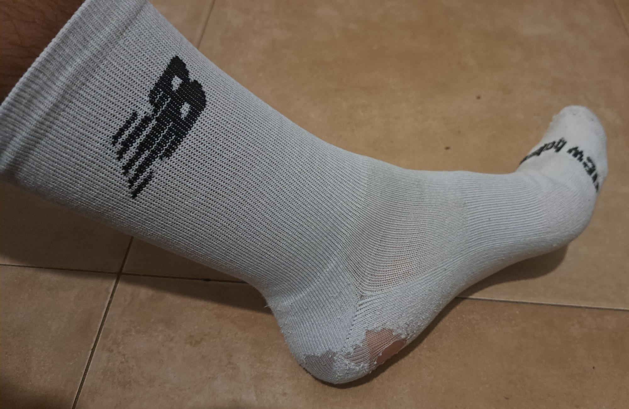 Calcetines desgastados del gym — foto 1