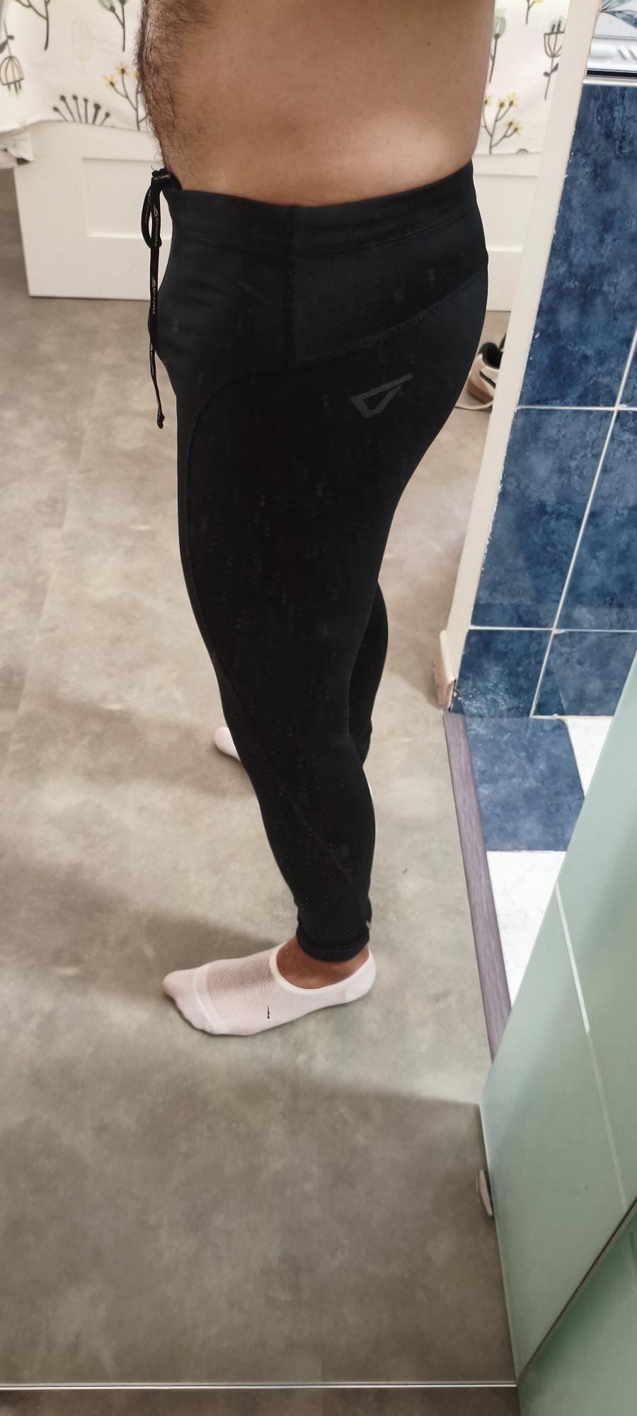 Mallas de deporte negras - muy usadas — foto 2